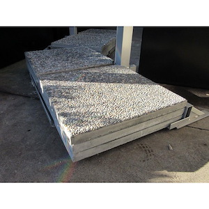 Free-standing Offset Base