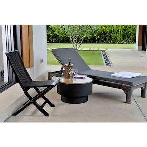Hotspot Solid Base Revolver Fire Pit With Wooden Top