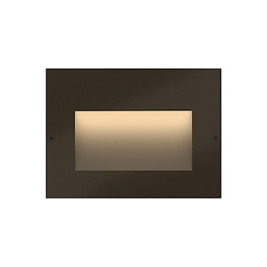 Taper - 12V 1.9W LED Horizontal Step Light - 4.5 Inches Wide by 3.25 Inches High - 869331