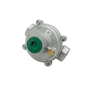 Maxitrol 325-3L Regulator w/ Vent Limiting Device